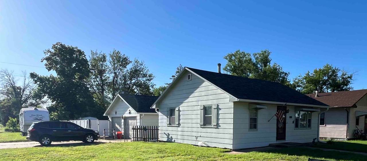 442 Franklin Street - Photo 1