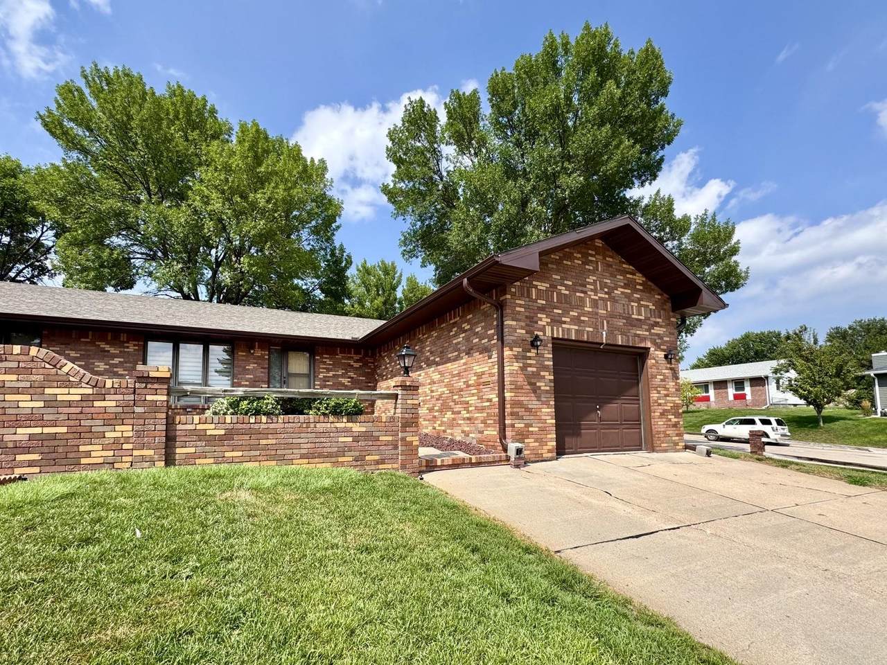 1 Indian Hills Drive - Photo 1