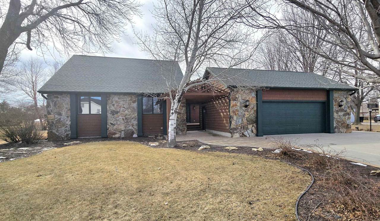 3202 20th Avenue - Photo 1