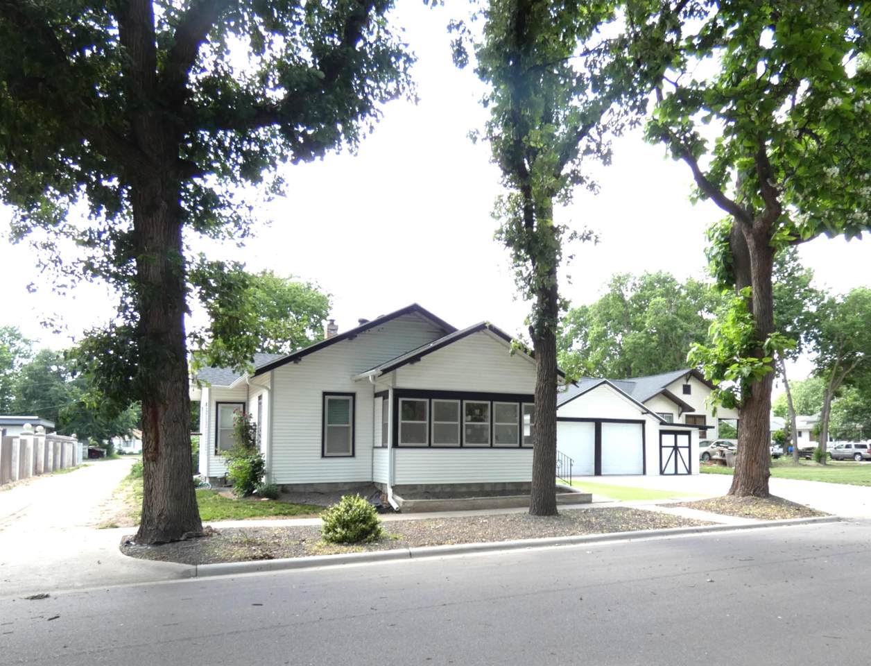 2014 8th Avenue - Photo 1