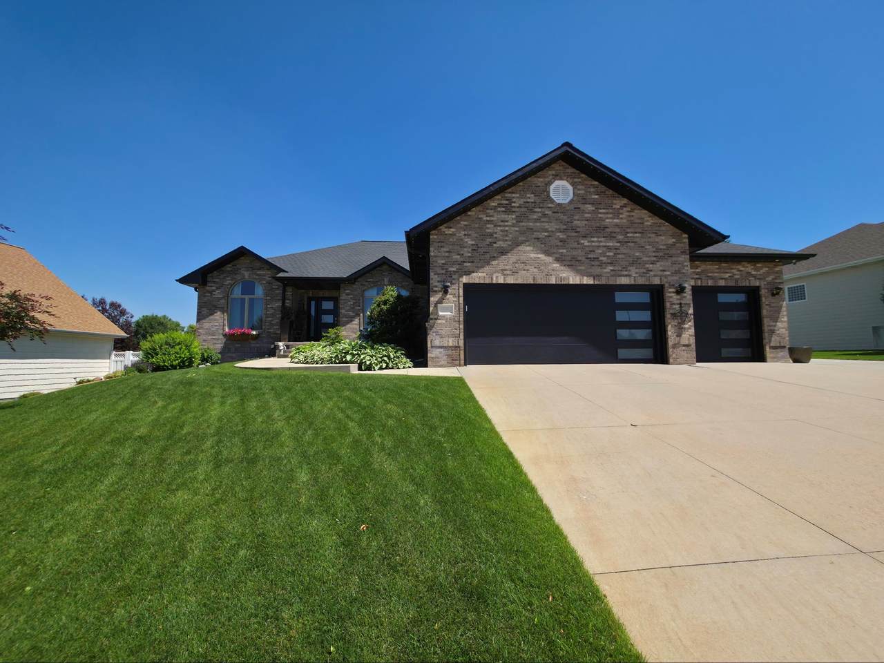 4715 28th Avenue - Photo 1