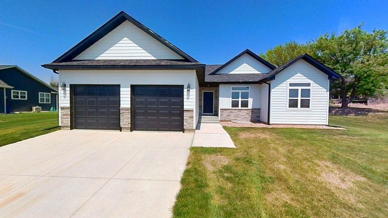 602 Cameron Street - Photo 1
