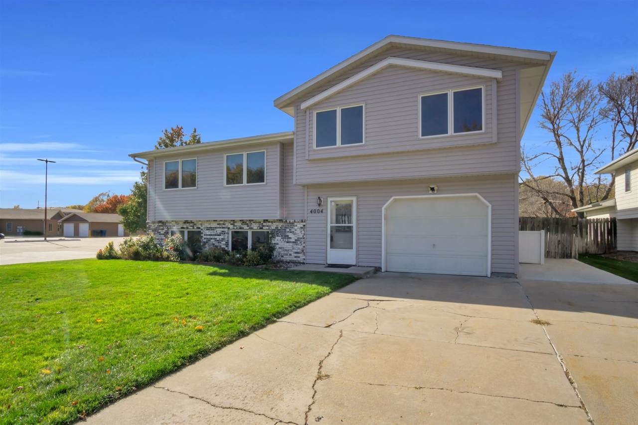 4004 I Avenue - Photo 1