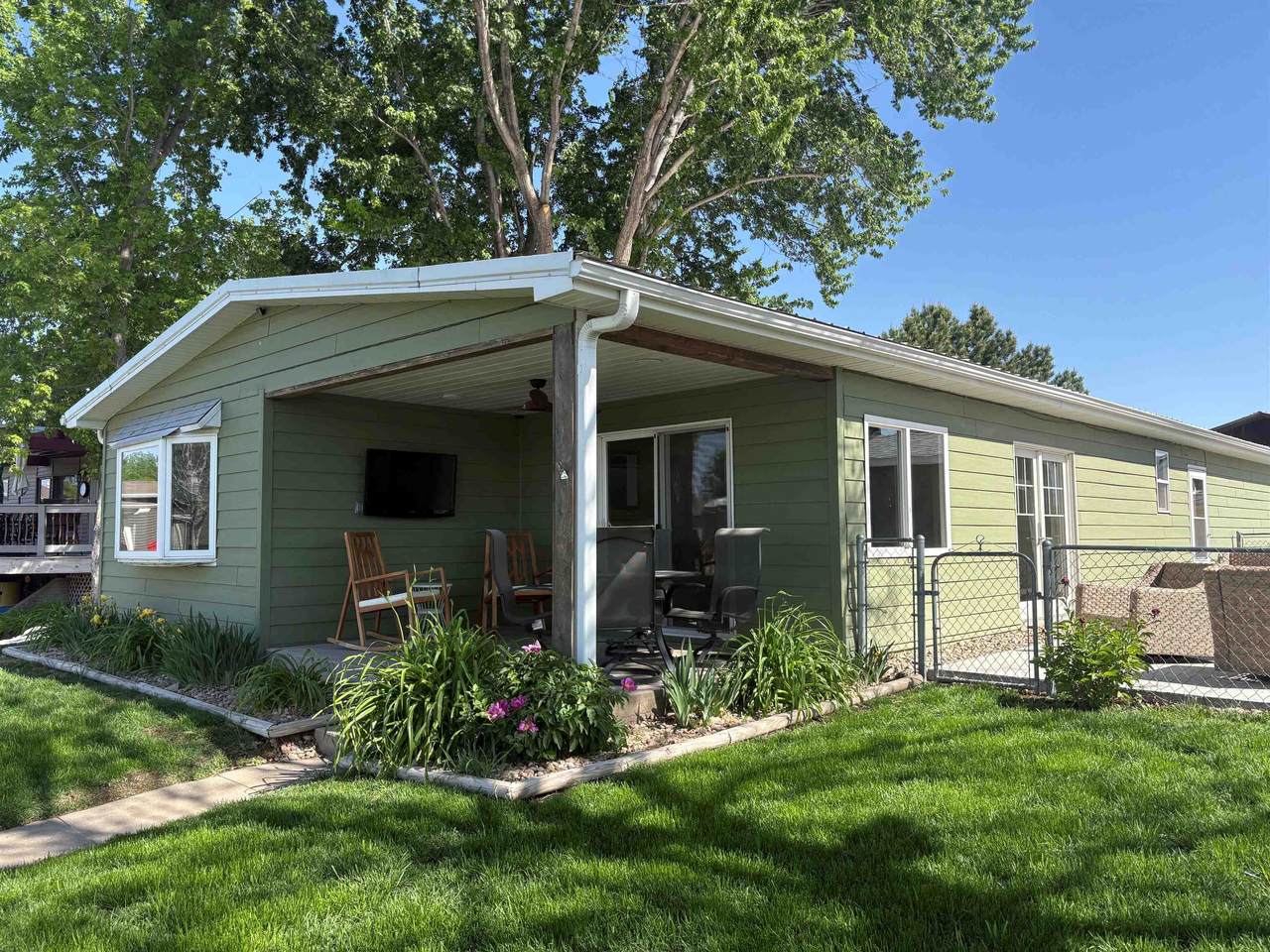 27 Lakeview Acres Drive 14A - Photo 1