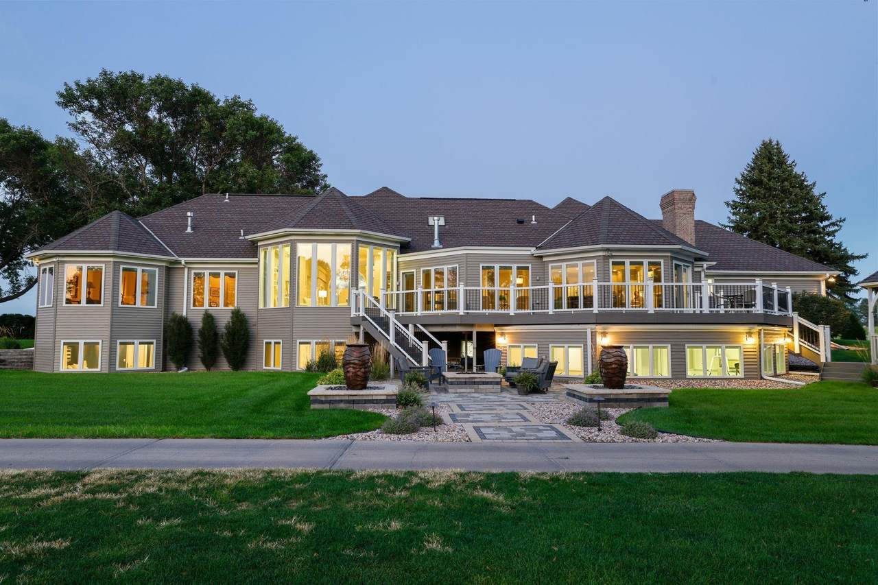 5003 Osborne Drive West - Photo 1