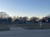 733 9th Street - Photo 3