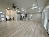 3123 Lakeview Avenue - Photo 7