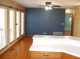 916 11th Avenue - Photo 4