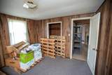 911 Hastings Avenue - Photo 47