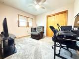 630 Brown Avenue - Photo 8