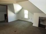 1423 C Avenue - Photo 17