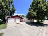 1604 D Avenue - Photo 3