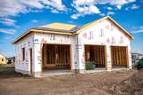 209 Oak Street - Photo 4