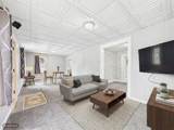 422 Hawthorne Street - Photo 2