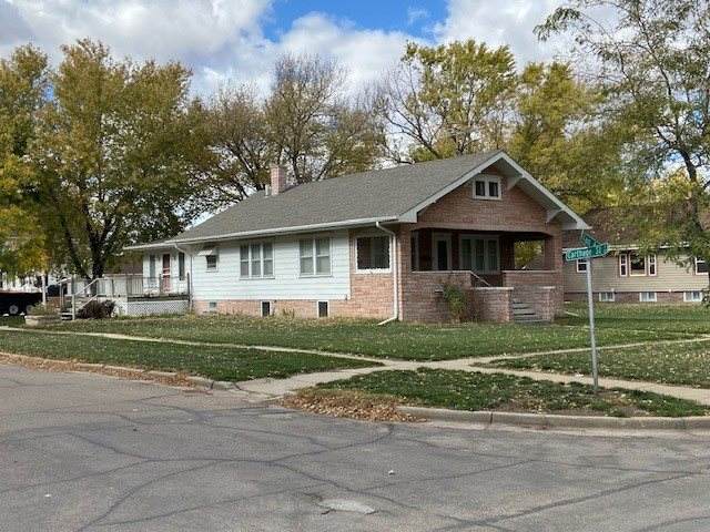 704 Milan Avenue - Photo 1