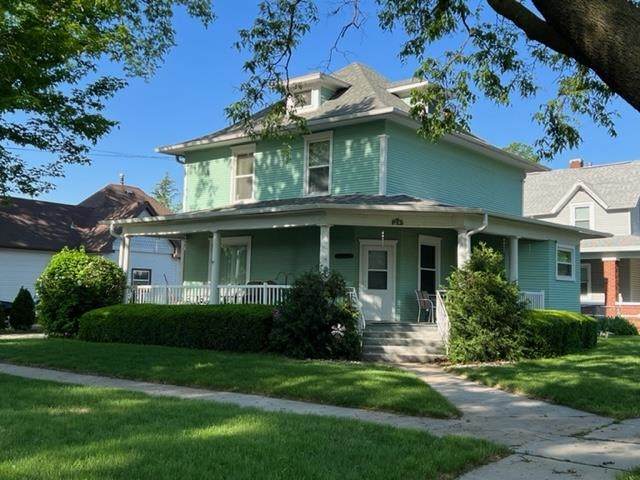 923 Denver Avenue - Photo 1
