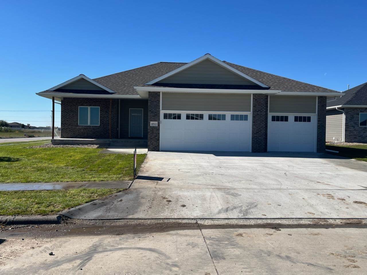 6512 Avenue P Place - Photo 1