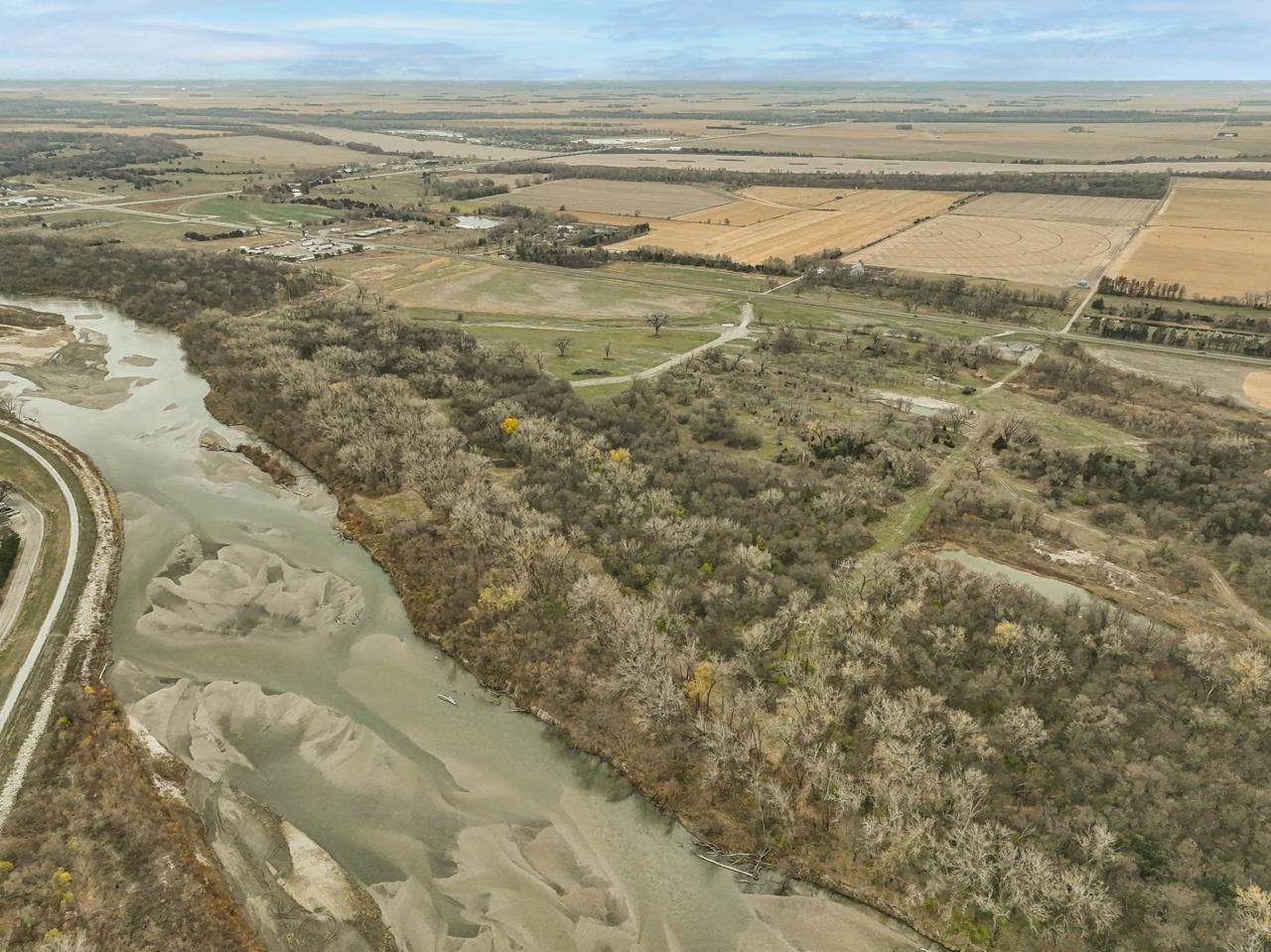 Highway 30 - Photo 1
