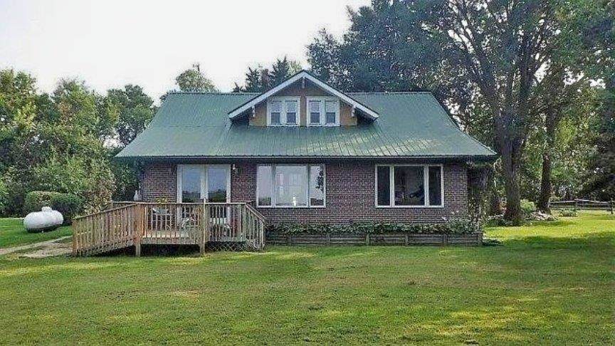 4245 39th Rd - Photo 1