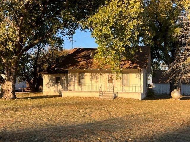 341 12th Street - Photo 1
