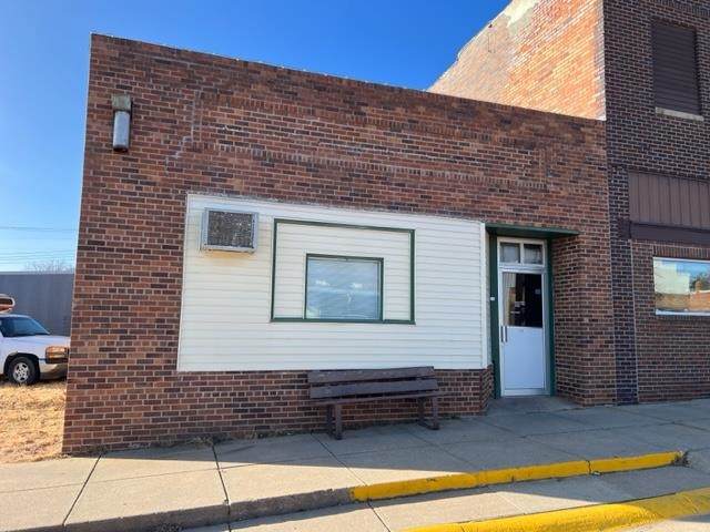 715 4th Street - Photo 1