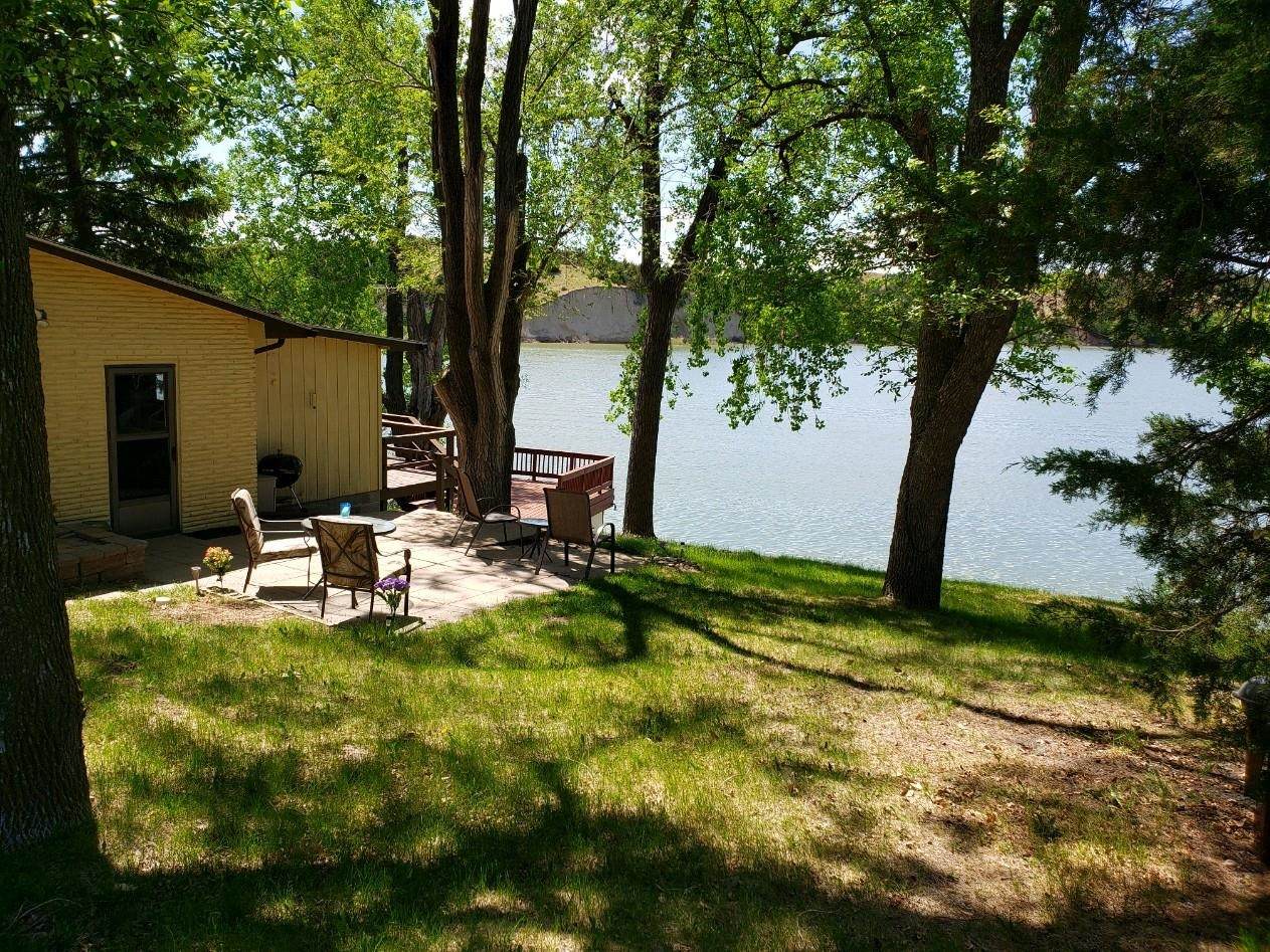 37 Lakeview Road - Photo 1