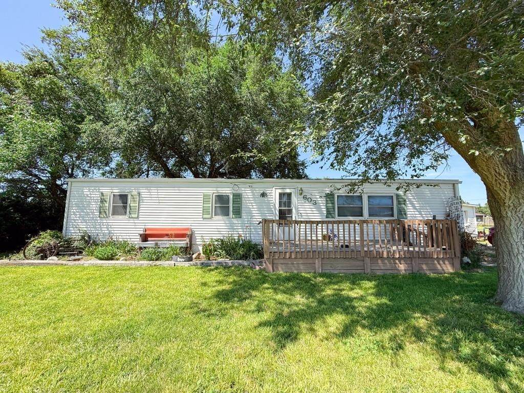 603 8th Street - Photo 1