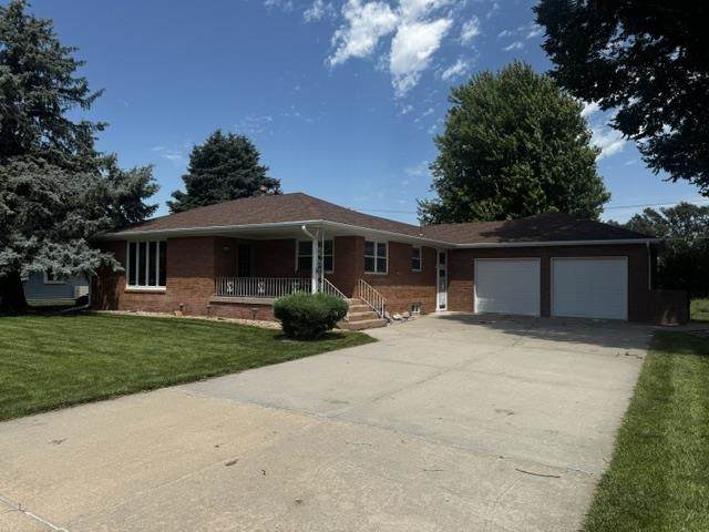 804 6th Avenue - Photo 1