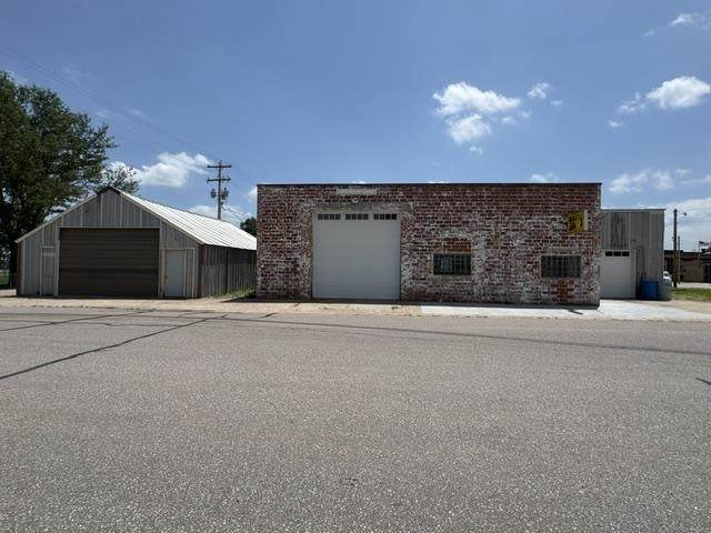 214 Smith Avenue - Photo 1