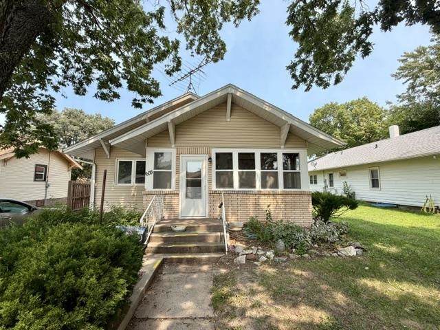 605 29th Street - Photo 1