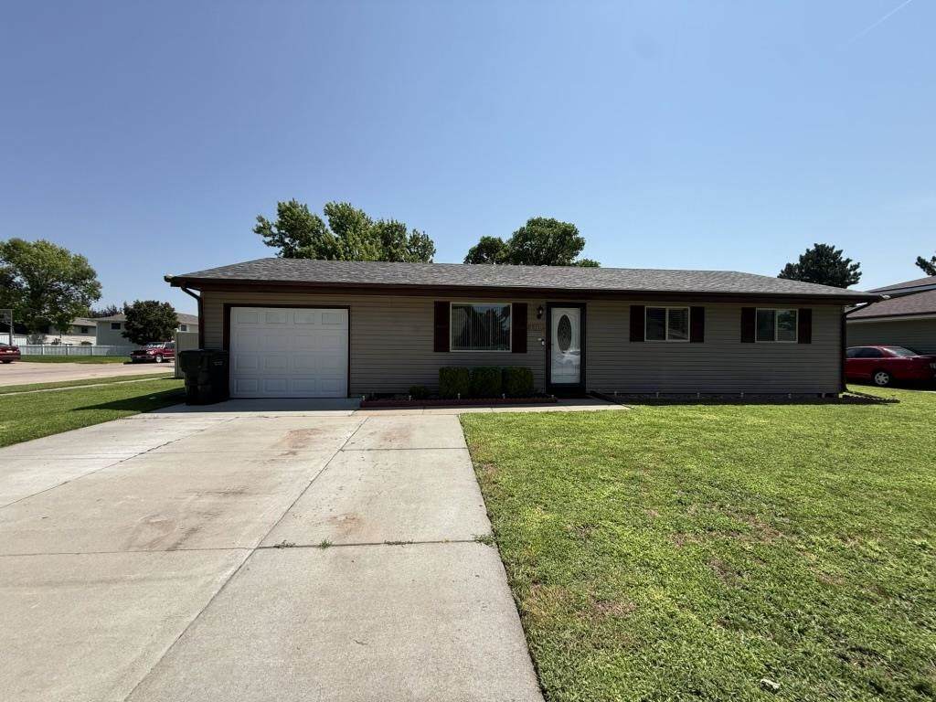 1406 Liberty Drive - Photo 1