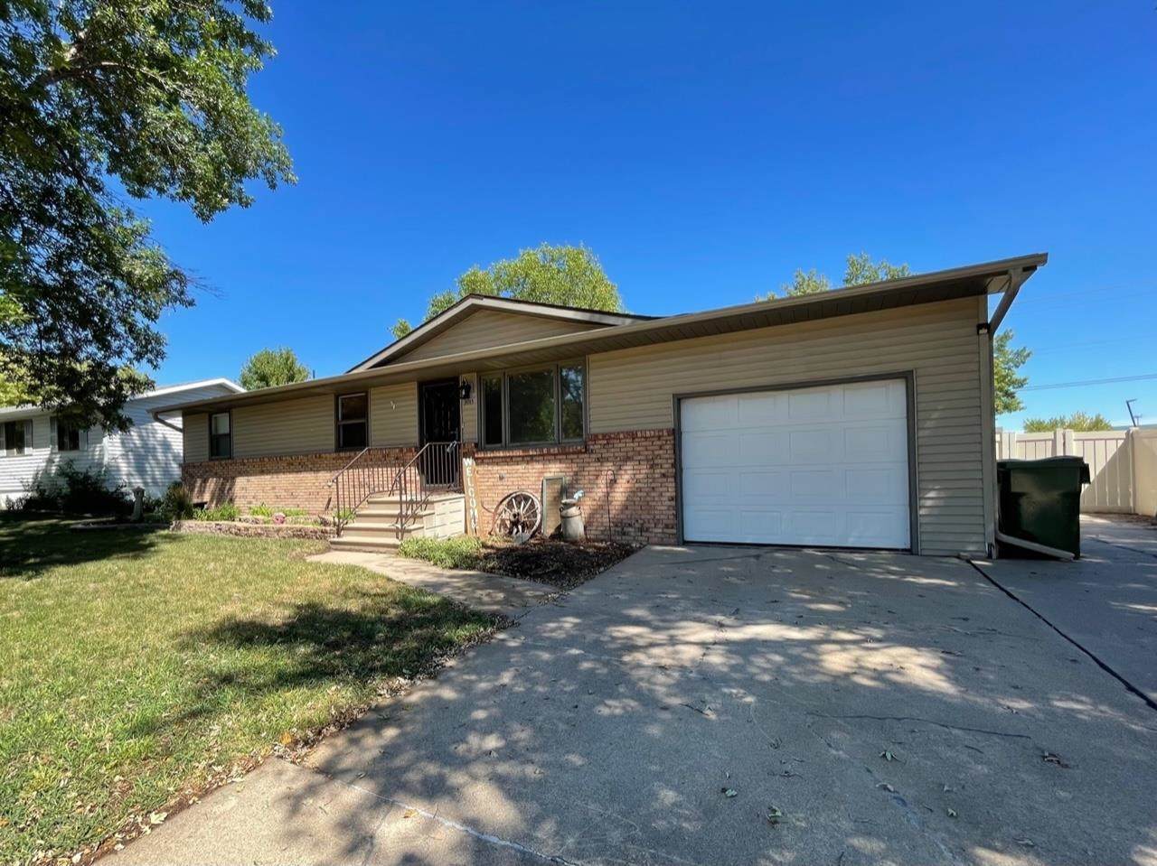 3915 M Avenue - Photo 1