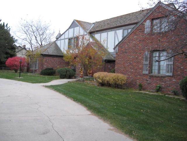 401 Lochland Road - Photo 1