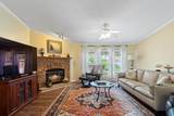 2096 Harbour Point Drive - Photo 10