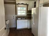 111 Irwin St - Photo 4