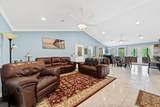 2122 Harbour Point Dr. - Photo 9