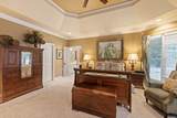 300 Carriage Way - Photo 32