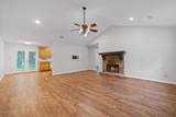 617 Kings Road Se - Photo 9