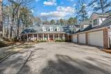 1660 Club Drive - Photo 12