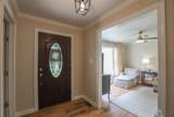 146 E Lakeview Dr - Photo 2