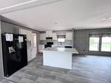 109 Lakeshore Drive S - Photo 4