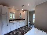 105 Lakeshore Drive N - Photo 8