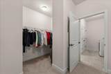 1031 Peachbelt St - Photo 15