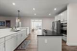 1031 Peachbelt St - Photo 41