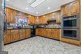 4004 Jeffrey Way - Photo 8