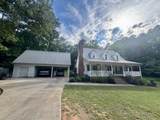 202 Commodore Dr - Photo 1