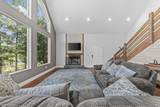 207 Poinsettia Place S - Photo 17