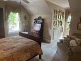 1011 Spyglass Hill - Photo 18