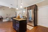 318 Walnut Grove - Photo 19