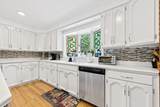 220 O'connor - Photo 19